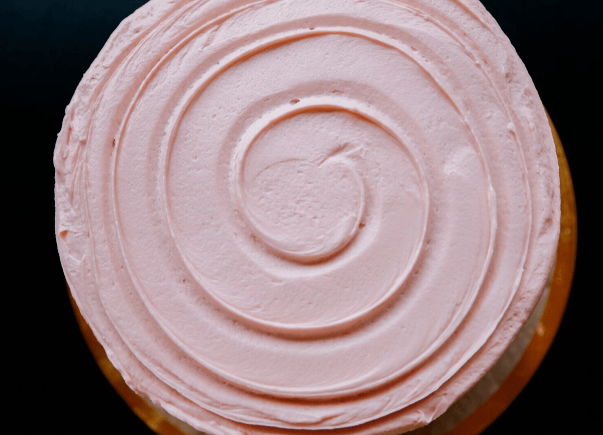 Strawberry - 4-Layer Cake